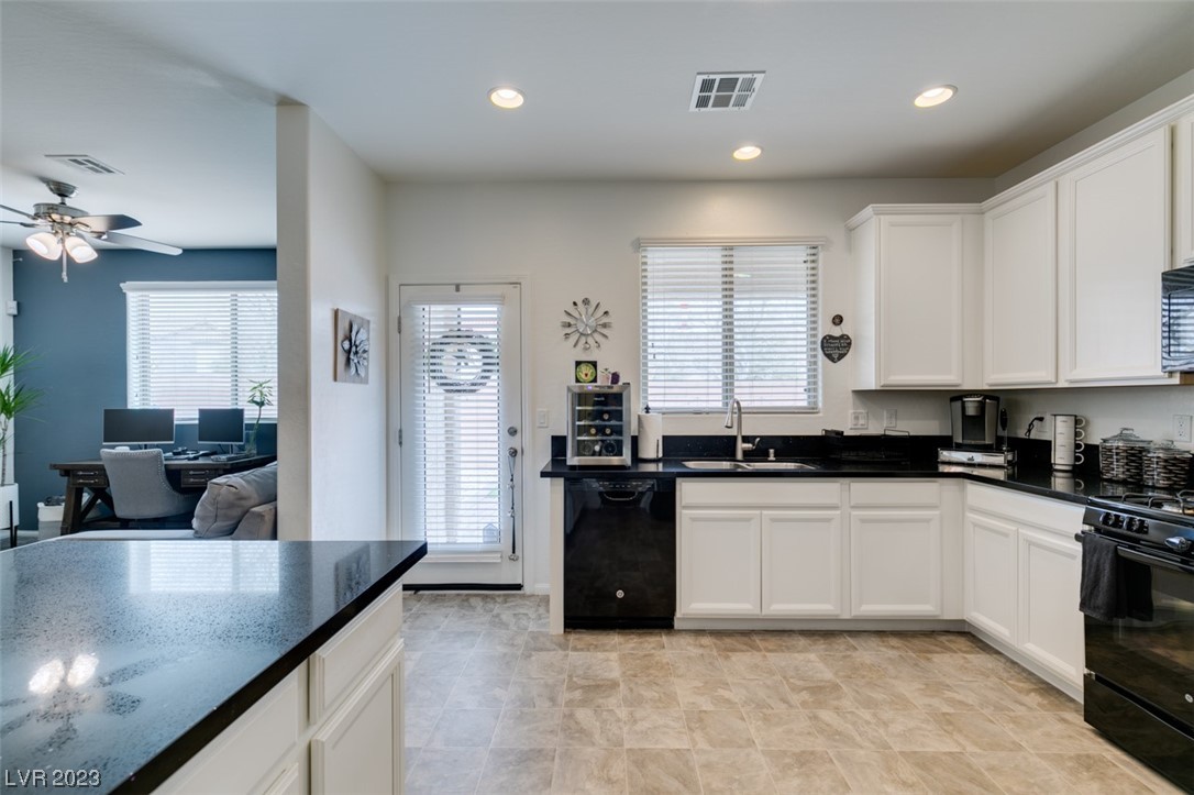 494 Bead Test Road Las Vegas, NV 89178 - Photo 9 of 29 Gallery Image 9