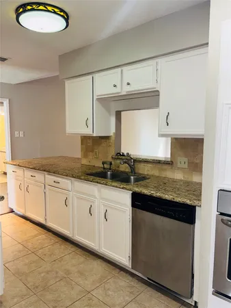 $1,800 | 25302 Thistlewaite Lane, Spring, TX 77373