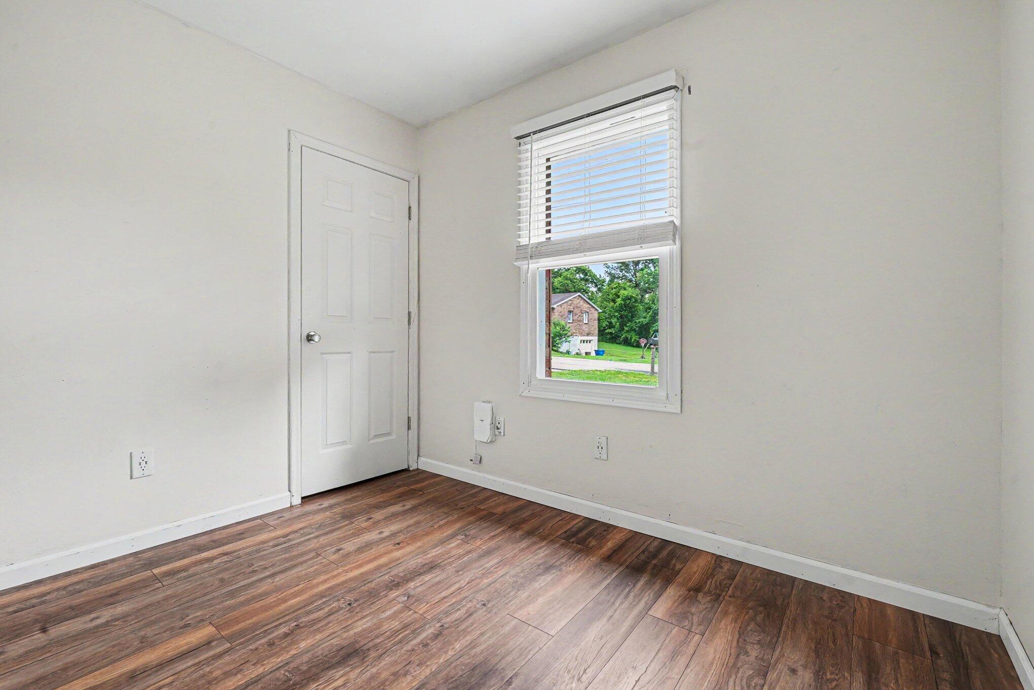 325 Russell Road Crittenden, KY 41030 - Photo 9 of 15