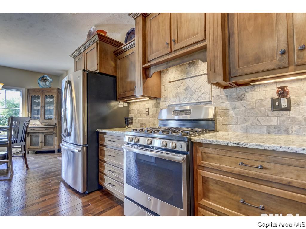 5600 Legacy Lane Springfield, IL 62711 - Photo 13 of 36 Gallery Image 13