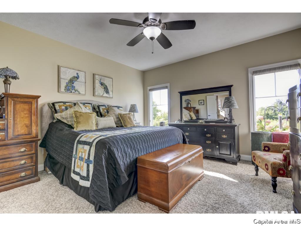 5600 Legacy Lane Springfield, IL 62711 - Photo 18 of 36 Gallery Image 18