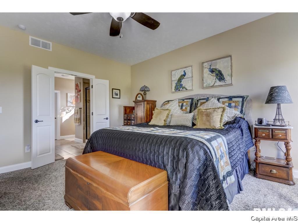 5600 Legacy Lane Springfield, IL 62711 - Photo 19 of 36 Gallery Image 19