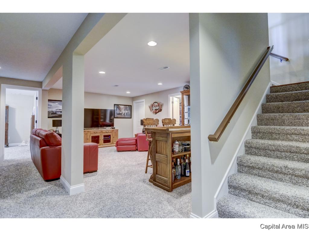 5600 Legacy Lane Springfield, IL 62711 - Photo 29 of 36 Gallery Image 29