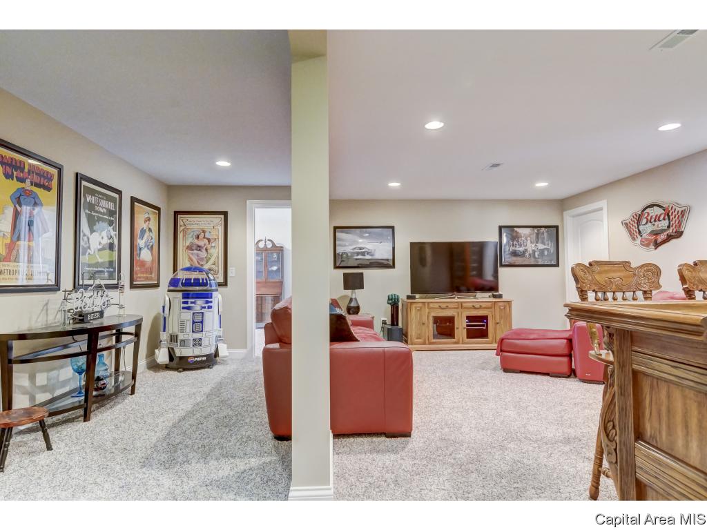 5600 Legacy Lane Springfield, IL 62711 - Photo 30 of 36 Gallery Image 30