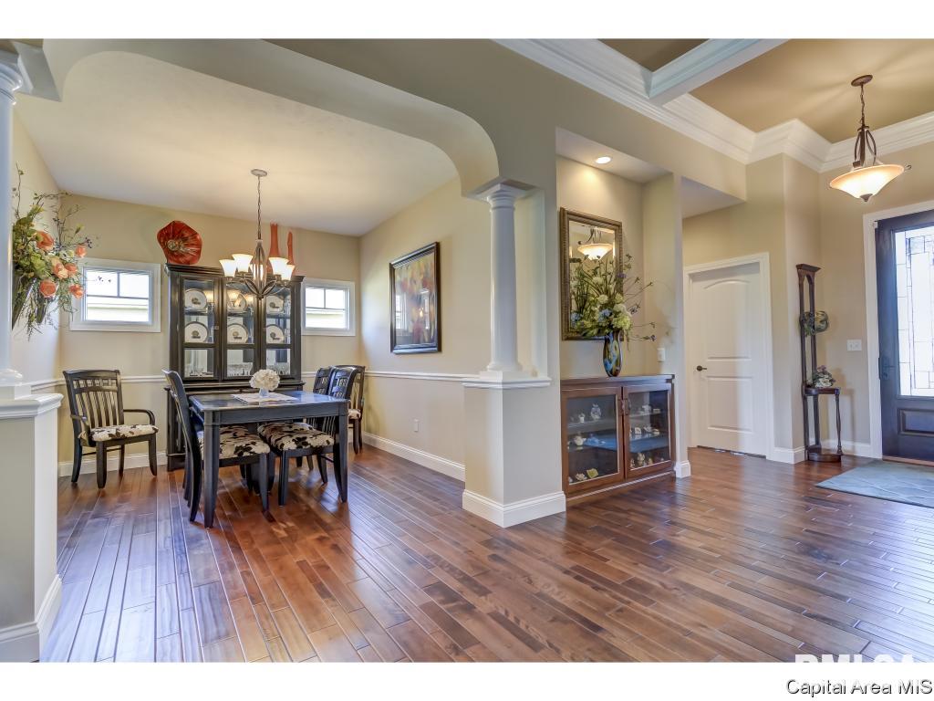 5600 Legacy Lane Springfield, IL 62711 - Photo 3 of 36 Gallery Image 3