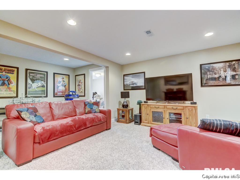 5600 Legacy Lane Springfield, IL 62711 - Photo 33 of 36 Gallery Image 33