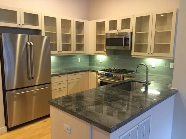 $4,950 | 72 Hamilton Street, Unit 4, Cambridge, MA 02139