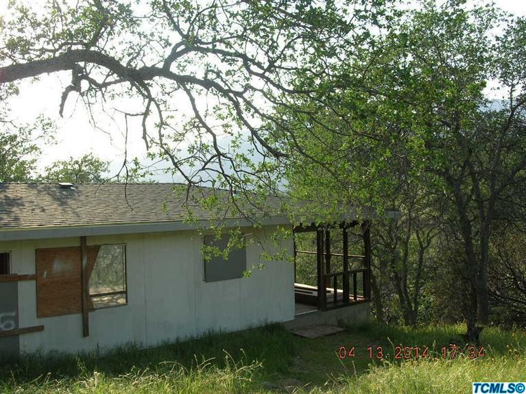 45485 Oak Grove Drive Three Rivers, CA 93271 - Photo 12 of 27 Front side and porch