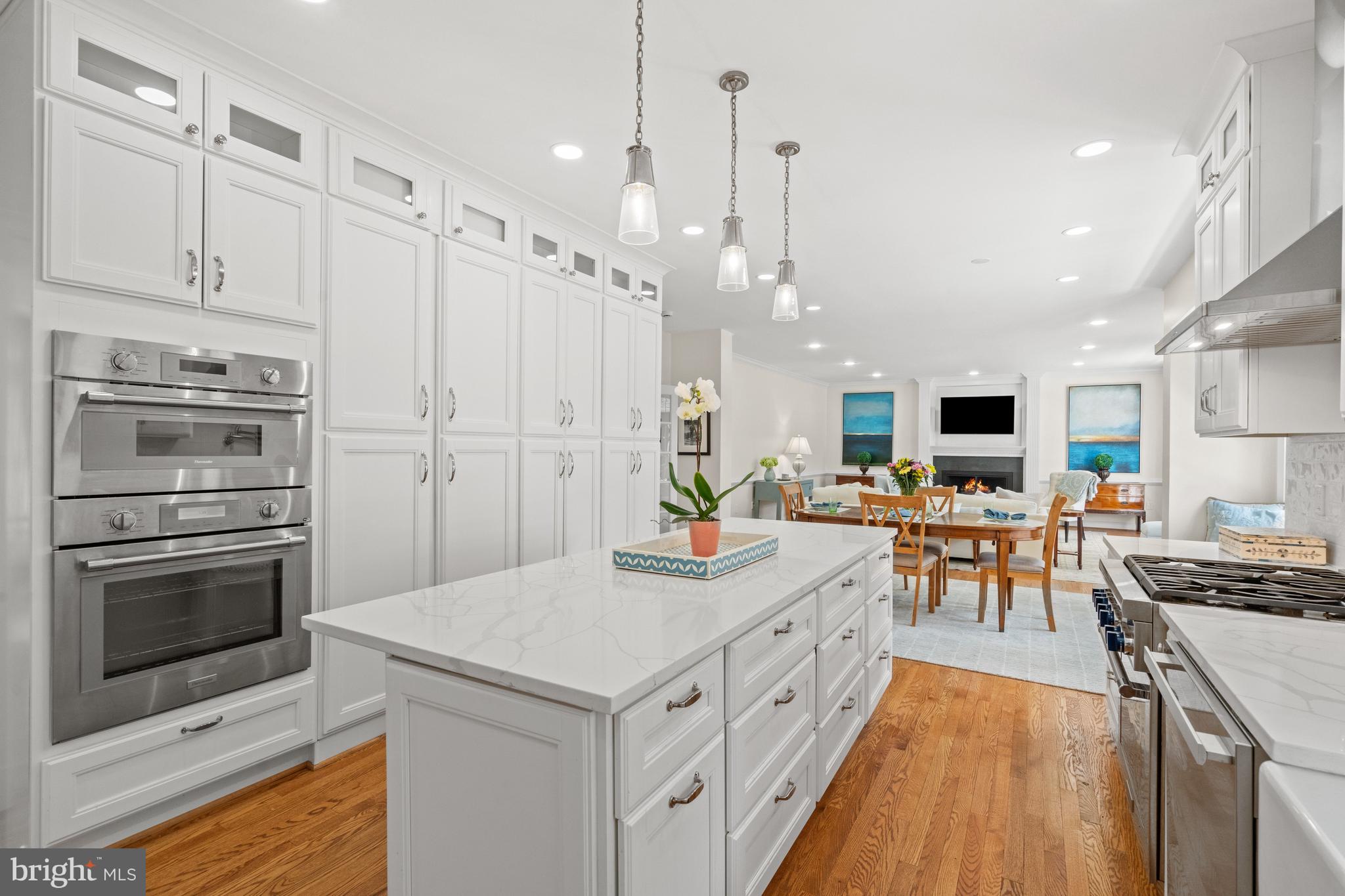 7722 Brookville Road Chevy Chase, MD 20815 - Photo 9 of 33 Eat-In Kitchen