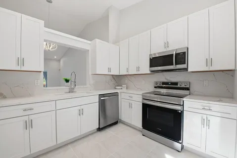 $439,900 | 7617 Island Breeze Terrace, Boynton Beach, FL 33437