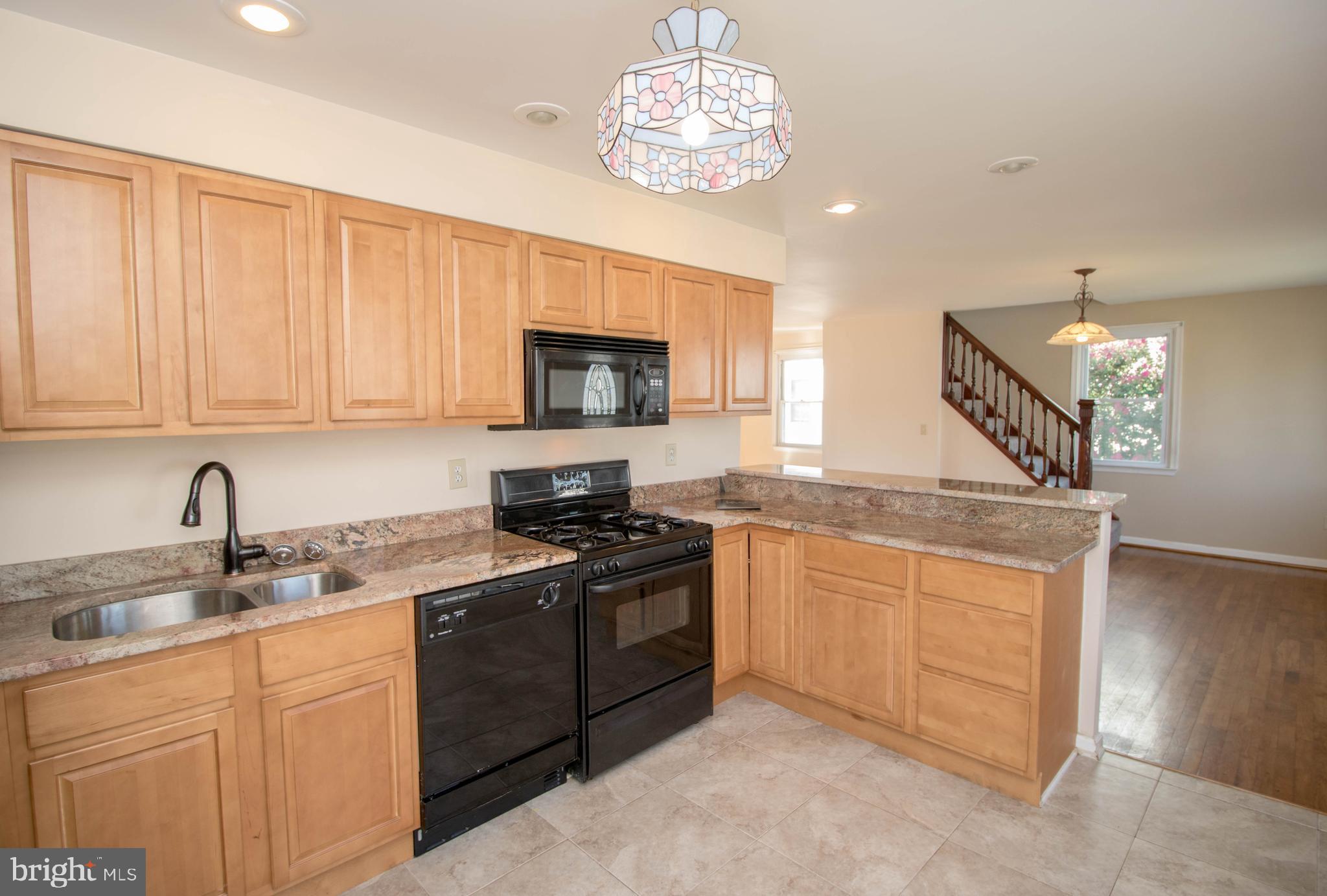 1707 Kirkland Road Baltimore, MD 21222 - Photo 8 of 37 Gallery Image 8