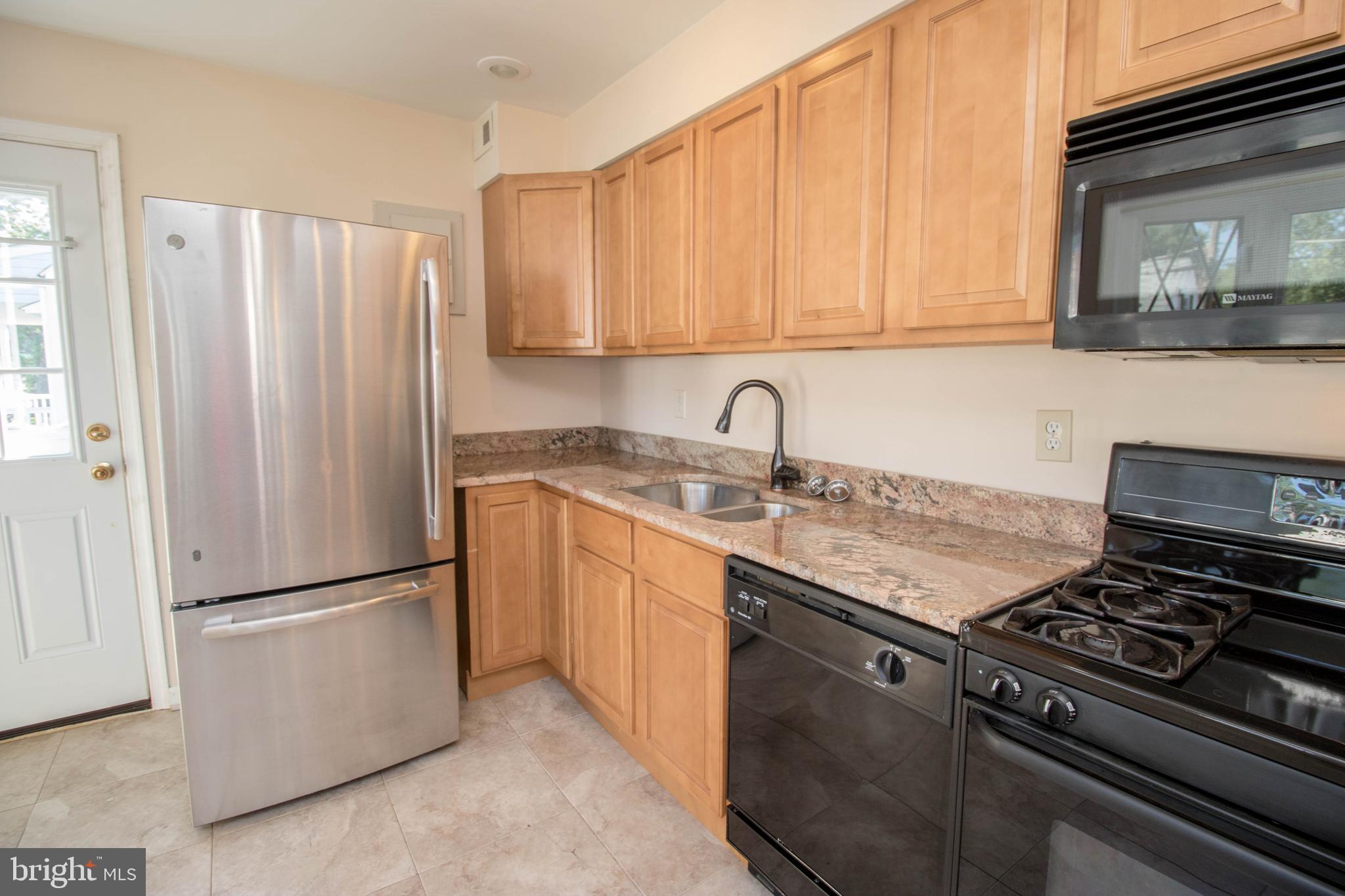 1707 Kirkland Road Baltimore, MD 21222 - Photo 9 of 37 Gallery Image 9