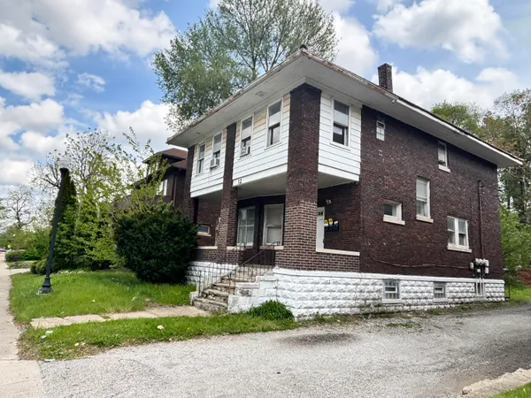 $150,000 | 10-12 Waltham Street, Hammond, IN 46320