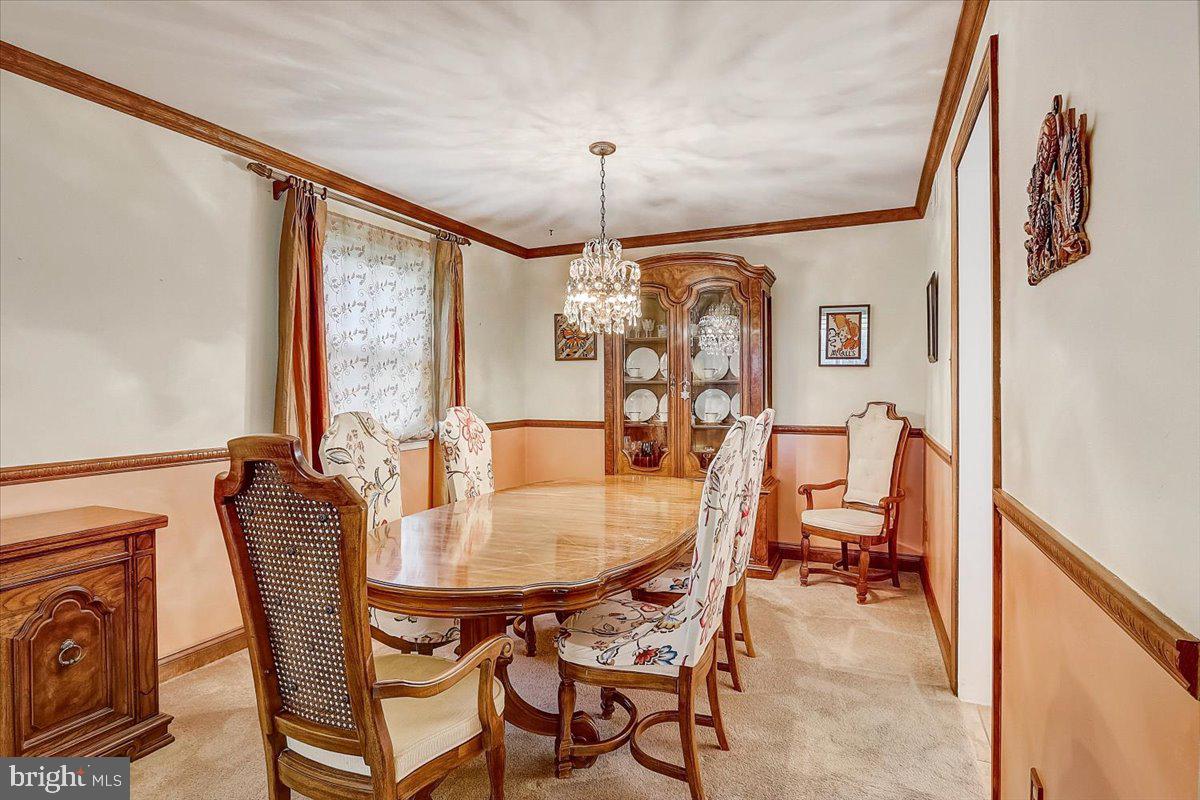 7807 Brookfield Road Cheltenham, PA 19012 - Photo 7 of 24 Dining room