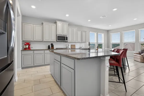 $499,900 | 32143 Mirasol Bend, Bulverde, TX 78163