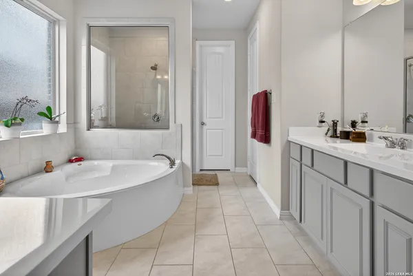 $499,900 | 32143 Mirasol Bend, Bulverde, TX 78163