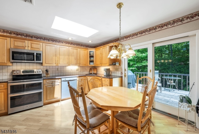 19 Rabbit Run West Milford, NJ 07435 - Photo 12 of 31