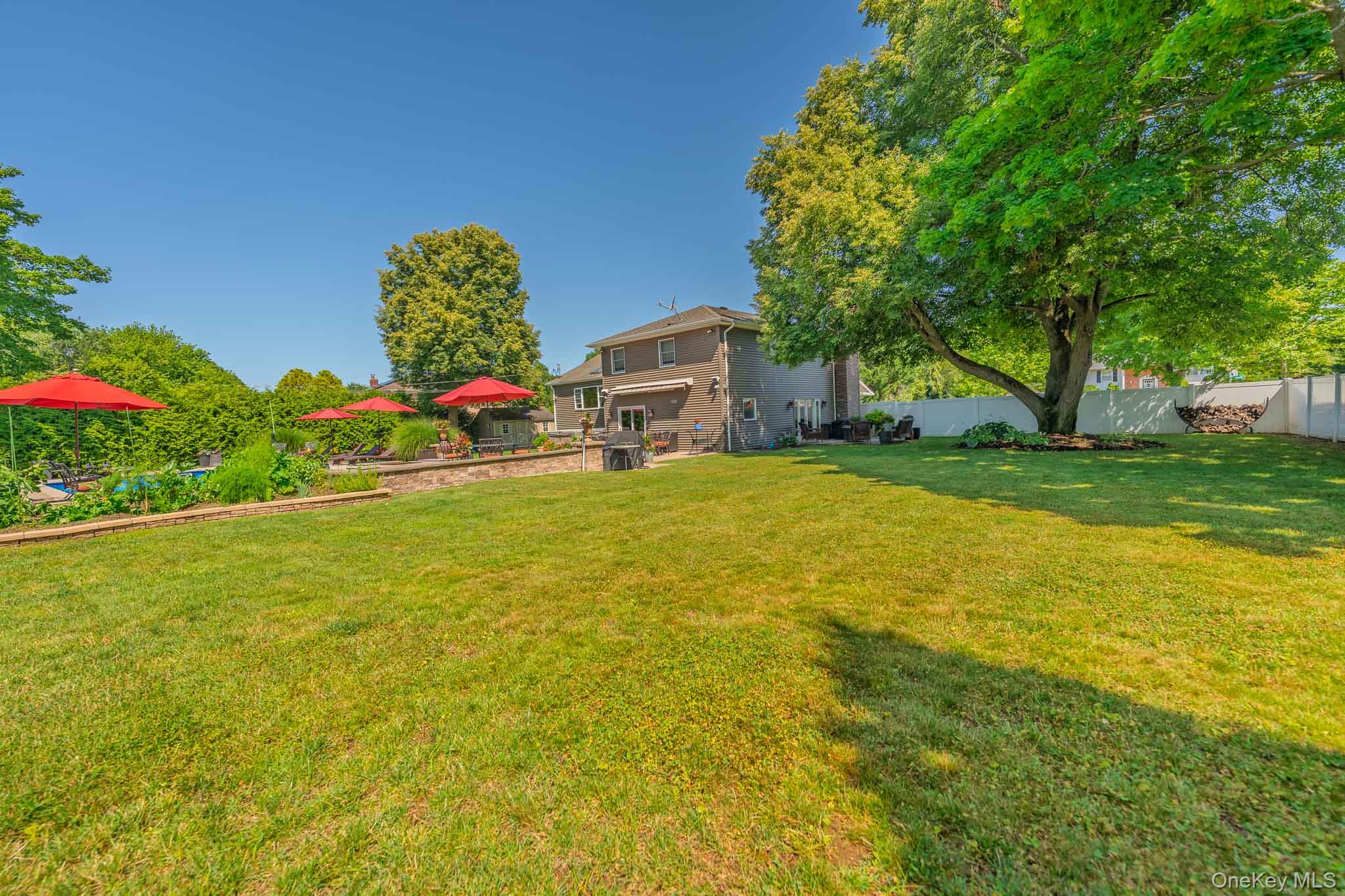 8 Feather Lane Commack, NY 11725 - Photo 38 of 50