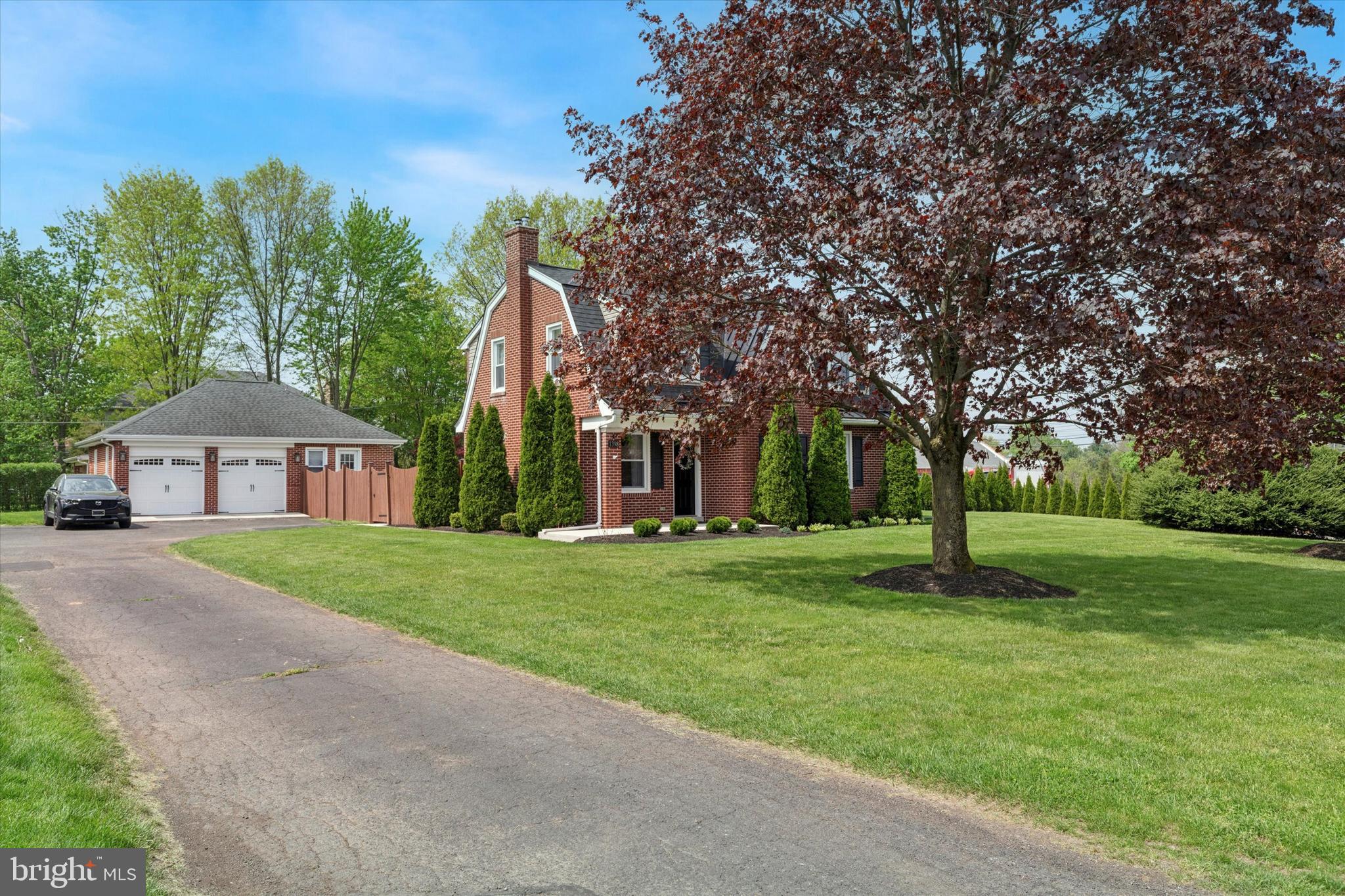 1398 Welsh Road Lansdale, PA 19446 - Photo 35 of 41 Driveway leading to Garage.