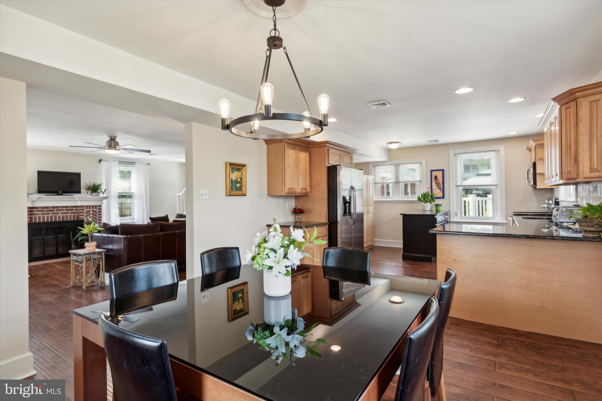 1398 Welsh Road Lansdale, PA 19446 - Photo 8 of 41 Updated and spacious Kitchen / Dining Area.
