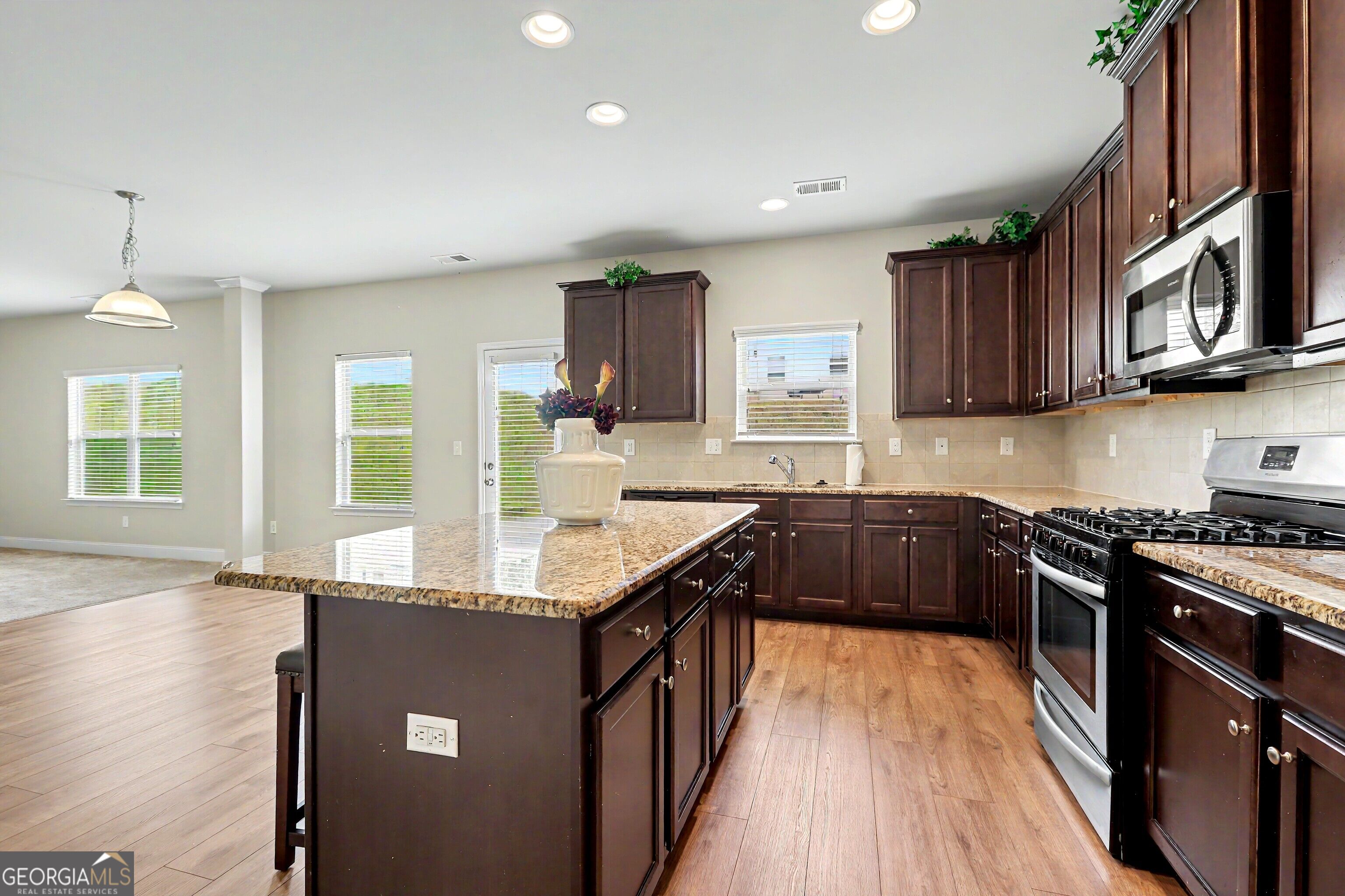 3482 Hancock View Decatur, GA 30034 - Photo 17 of 44 Kitchen can open up to Patio