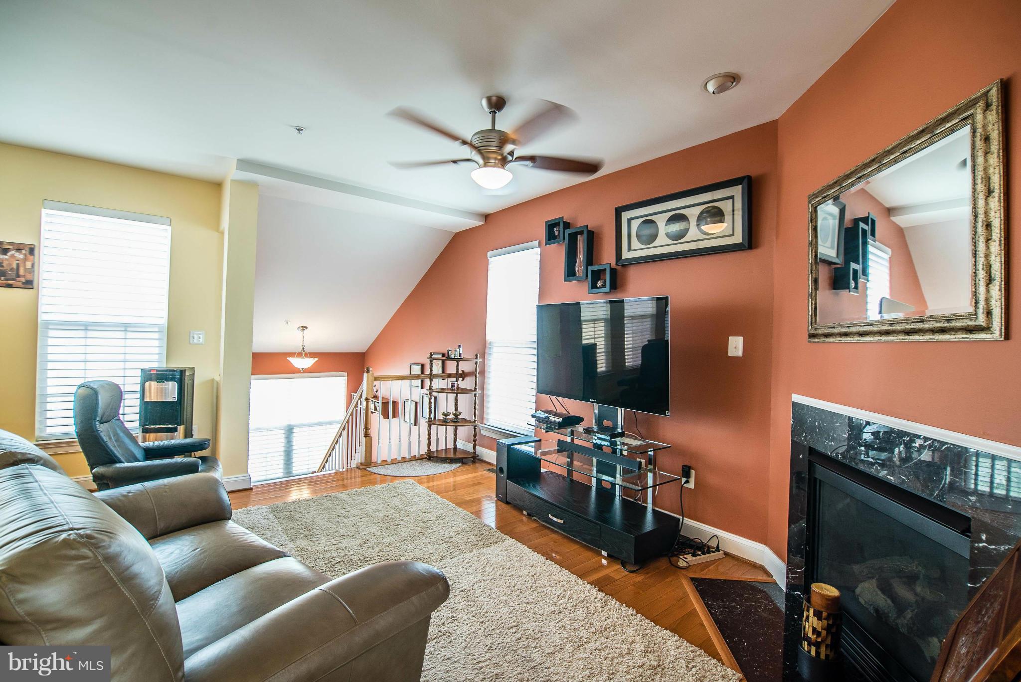 12238 Cypress Spring Road Clarksburg, MD 20871 - Photo 11 of 29 Family Room