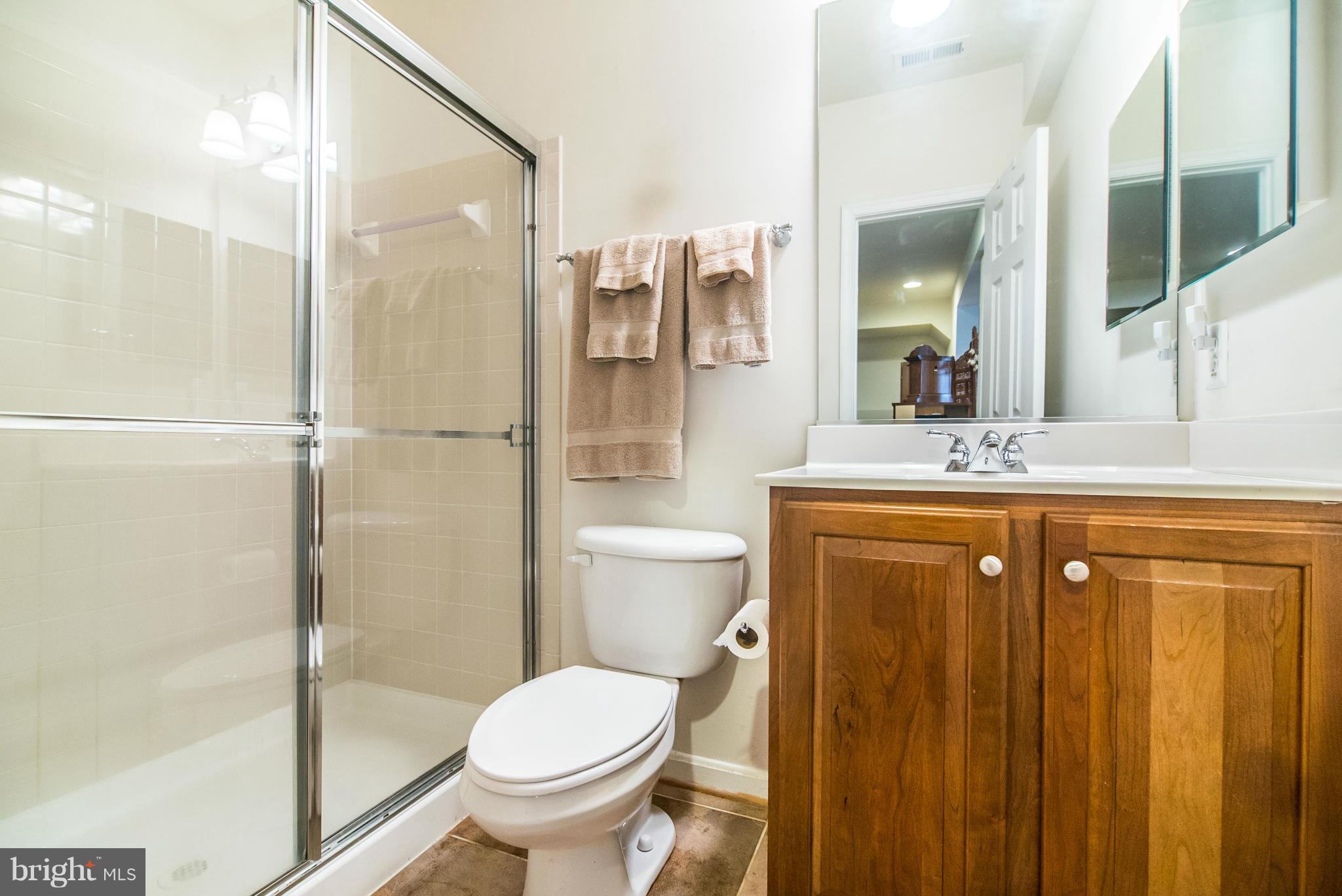 12238 Cypress Spring Road Clarksburg, MD 20871 - Photo 23 of 29 Bath