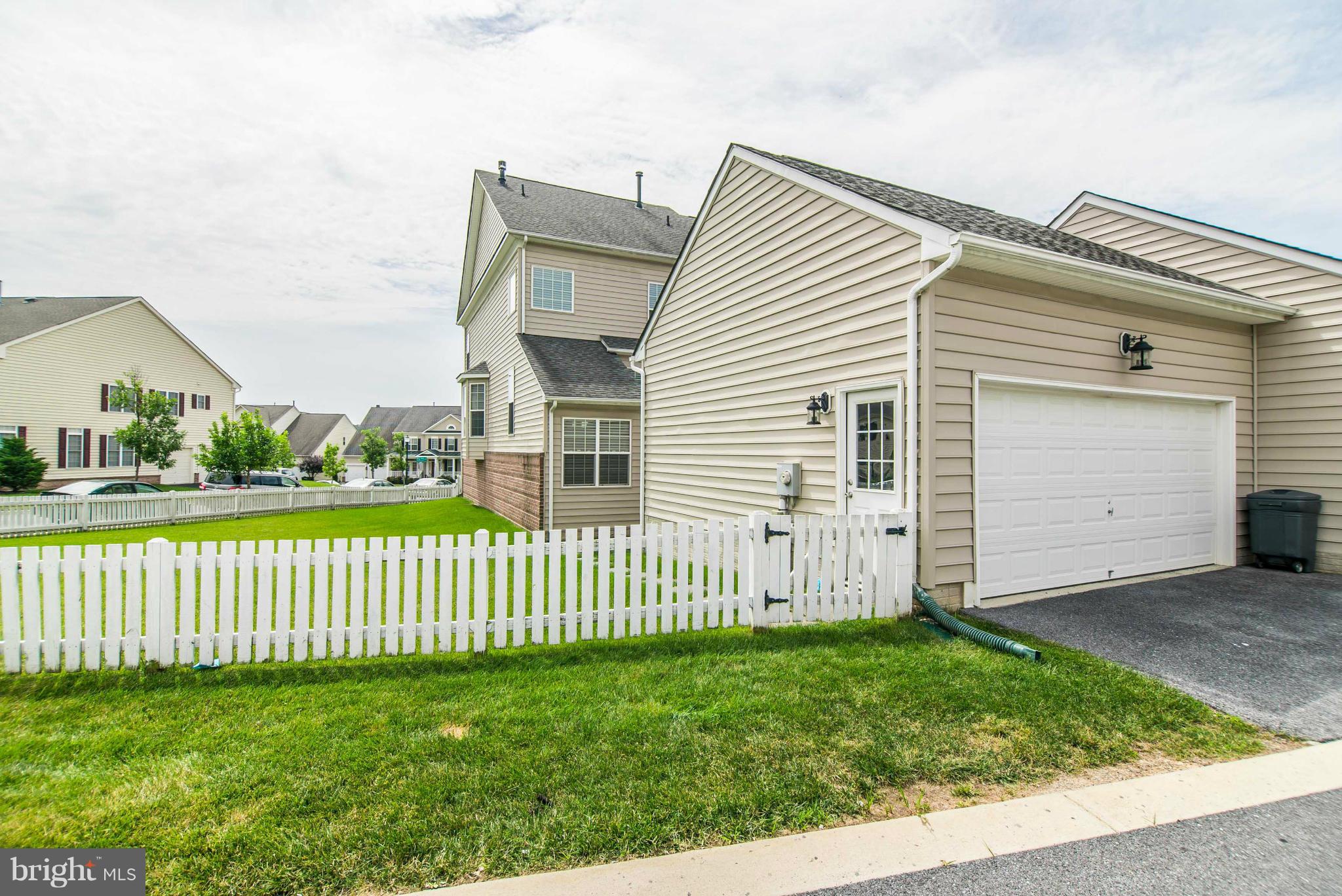 12238 Cypress Spring Road Clarksburg, MD 20871 - Photo 29 of 29 Exterior (Rear)