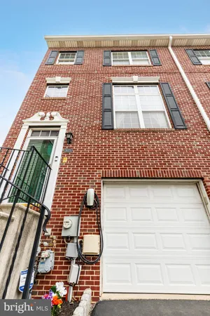 $595,000 | 425 West 5th Avenue, Conshohocken, PA 19428