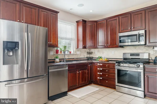 $595,000 | 425 West 5th Avenue, Conshohocken, PA 19428