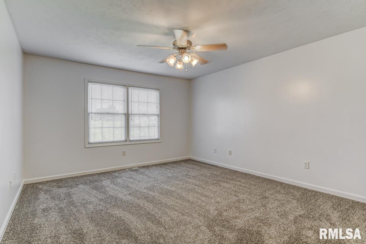 2817 Tanner Road Springfield, IL 62702 - Photo 15 of 33