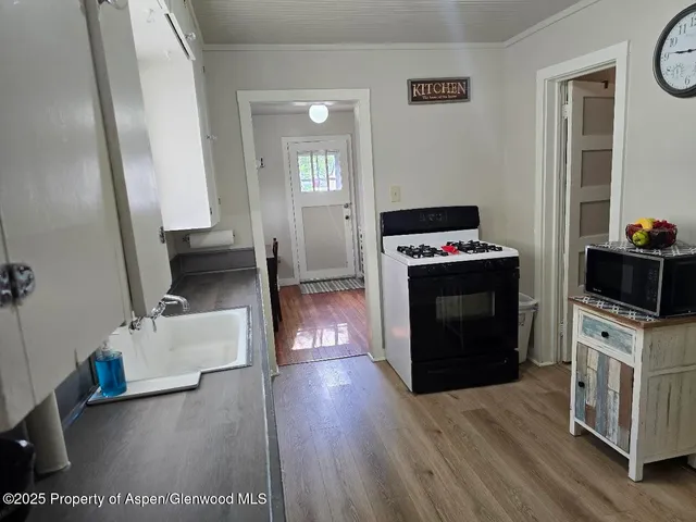 $2,200 | 830 Breeze Street, Craig, CO 81625