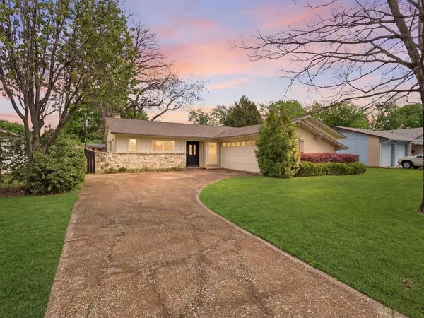 $415,000 | 732 Pinehurst Drive, Richardson, TX 75080