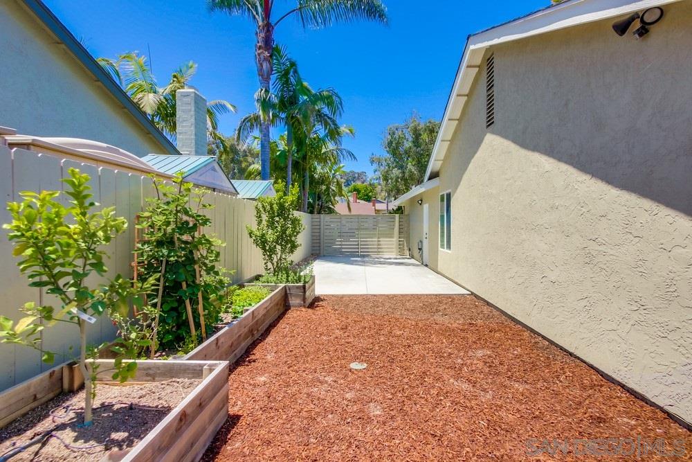 935 Elmview Drive Encinitas, CA 92024 - Photo 15 of 20