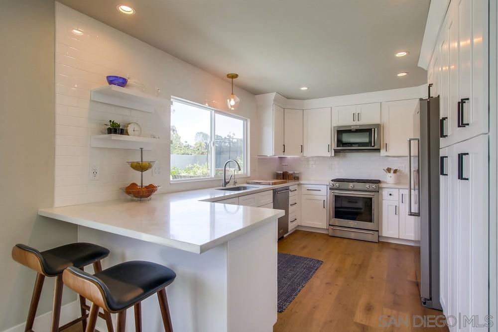 935 Elmview Drive Encinitas, CA 92024 - Photo 6 of 20