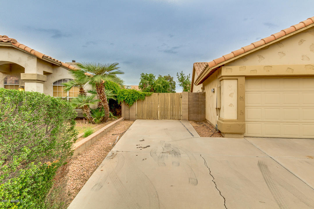 602 West Tumbleweed Road Gilbert, AZ 85233 - Photo 3 of 36 04-Tumbleweed