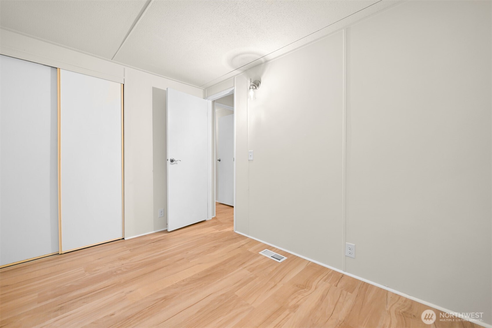 9392 Thresher Avenue Sedro-Woolley, WA 98284 - Photo 8 of 21