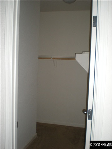 2165 Hellaby Lane Reno, NV 89502 - Photo 5 of 6 close up of a white marble wall