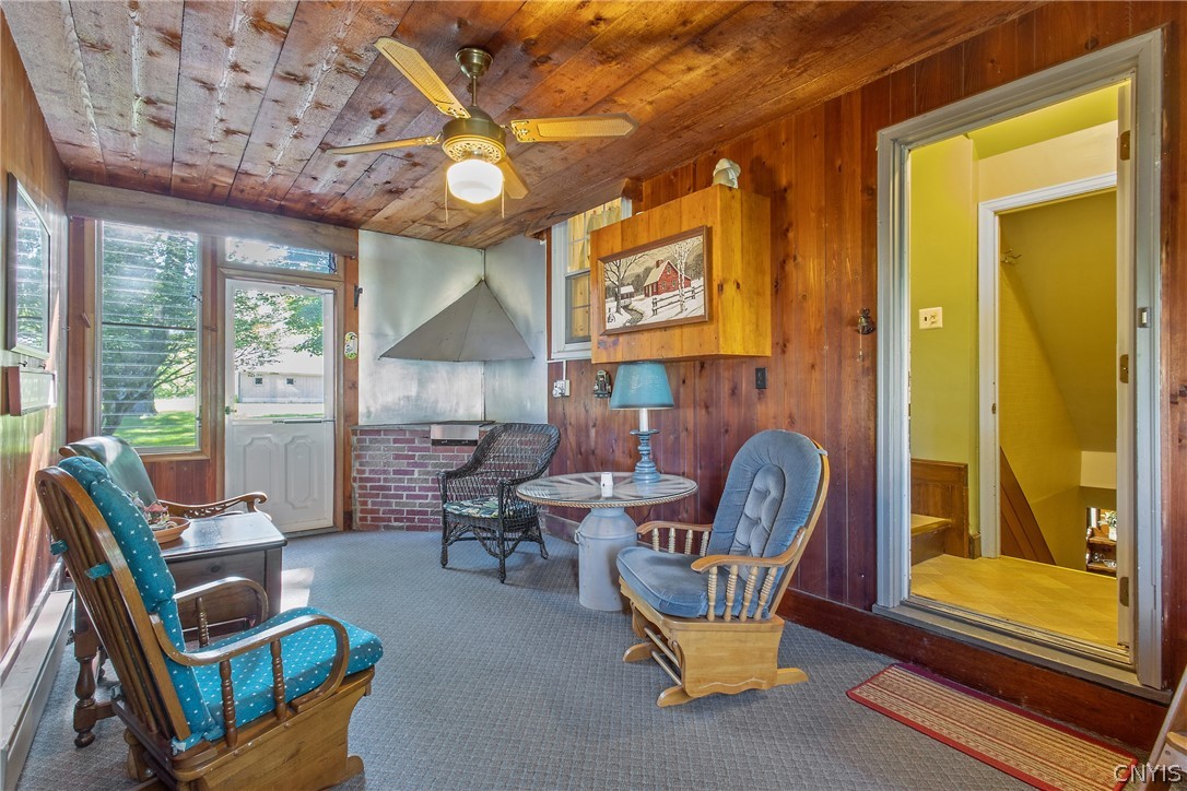 225 Kasson Road Camillus, NY 13031 - Photo 33 of 43 Wonderful propane grill in corner