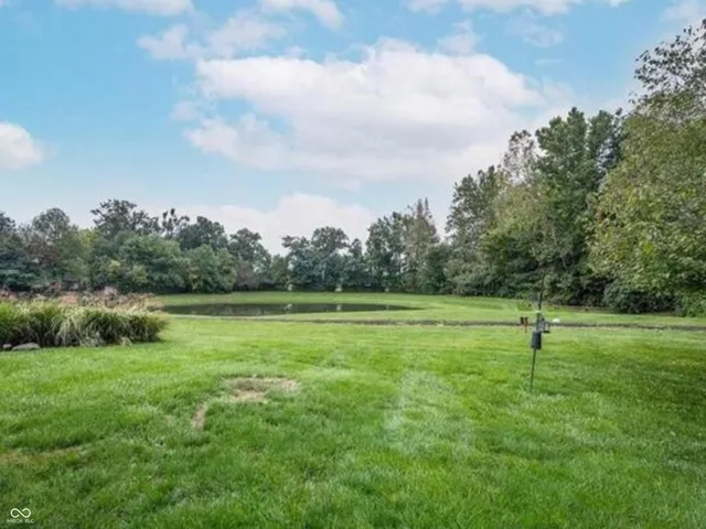 $375,000 | 11298 Squirrel Hollow, Fishers, IN 46038