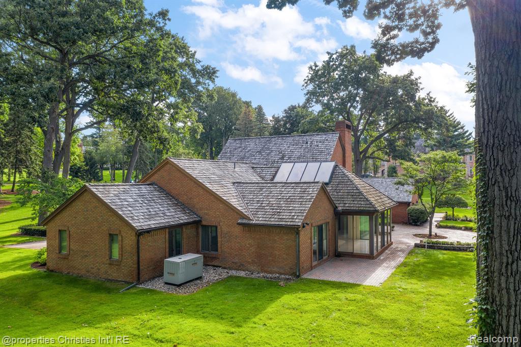 1895 Rathmor Road Bloomfield Hills, MI 48304 - Photo 13 of 58