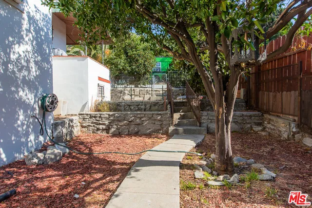 $3,900 | 5177 Bohlig Road, Los Angeles, CA 90032