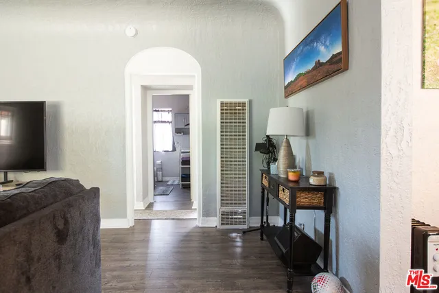 $3,900 | 5177 Bohlig Road, Los Angeles, CA 90032