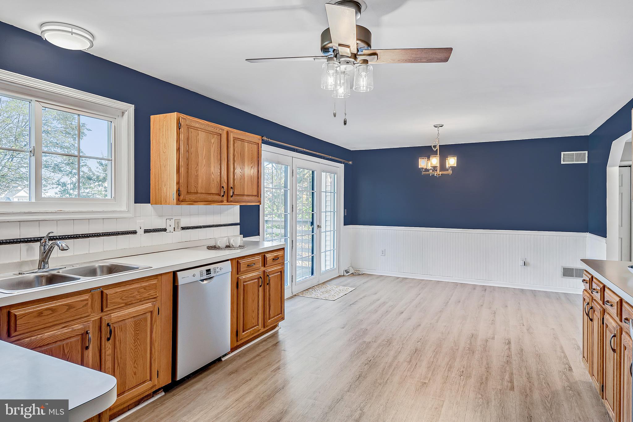 835 Lindsey Road Carlisle, PA 17015 - Photo 8 of 35 Gallery Image 8
