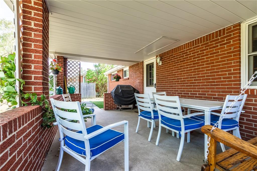871 Lindsay Road Carnegie, PA 15106 - Photo 17 of 25 Gallery Image 17