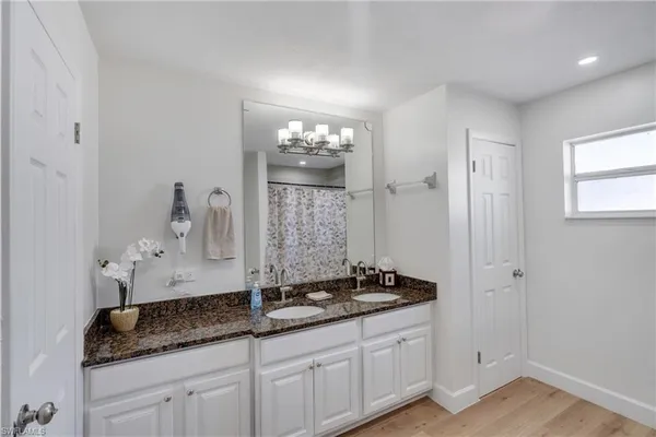 $275,000 | 440 6th Avenue, LaBelle, FL 33935