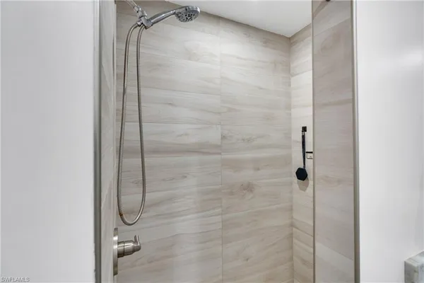 $275,000 | 440 6th Avenue, LaBelle, FL 33935