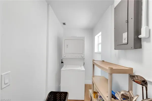 $275,000 | 440 6th Avenue, LaBelle, FL 33935