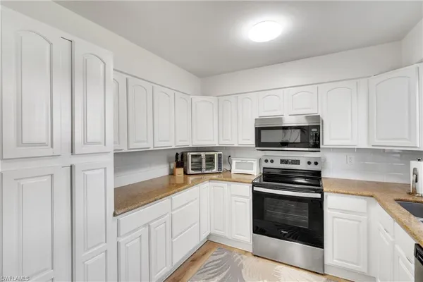 $275,000 | 440 6th Avenue, LaBelle, FL 33935