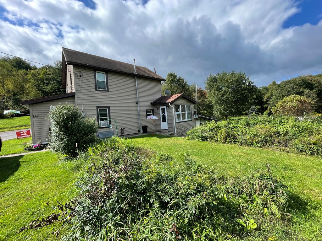 136 South State Street Timblin, PA 15778 - Photo 5 of 24